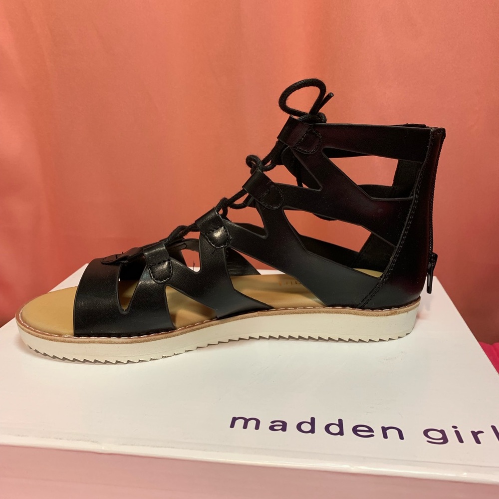Madden girl black ankle gladiator sandal NIB - Picture 3 of 7